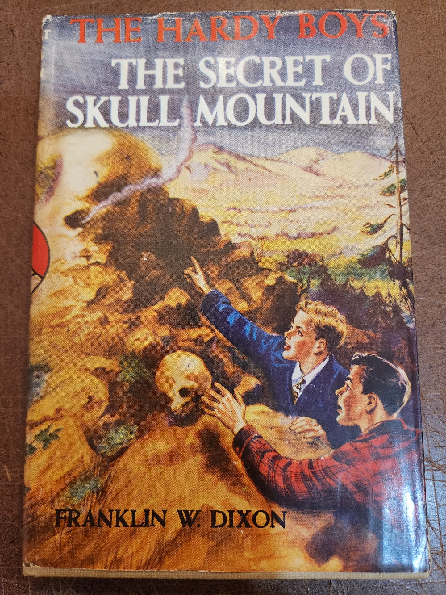 The Hardy Boys. The Secret of Skull Mountain 1927 HCDJ Printed 1956