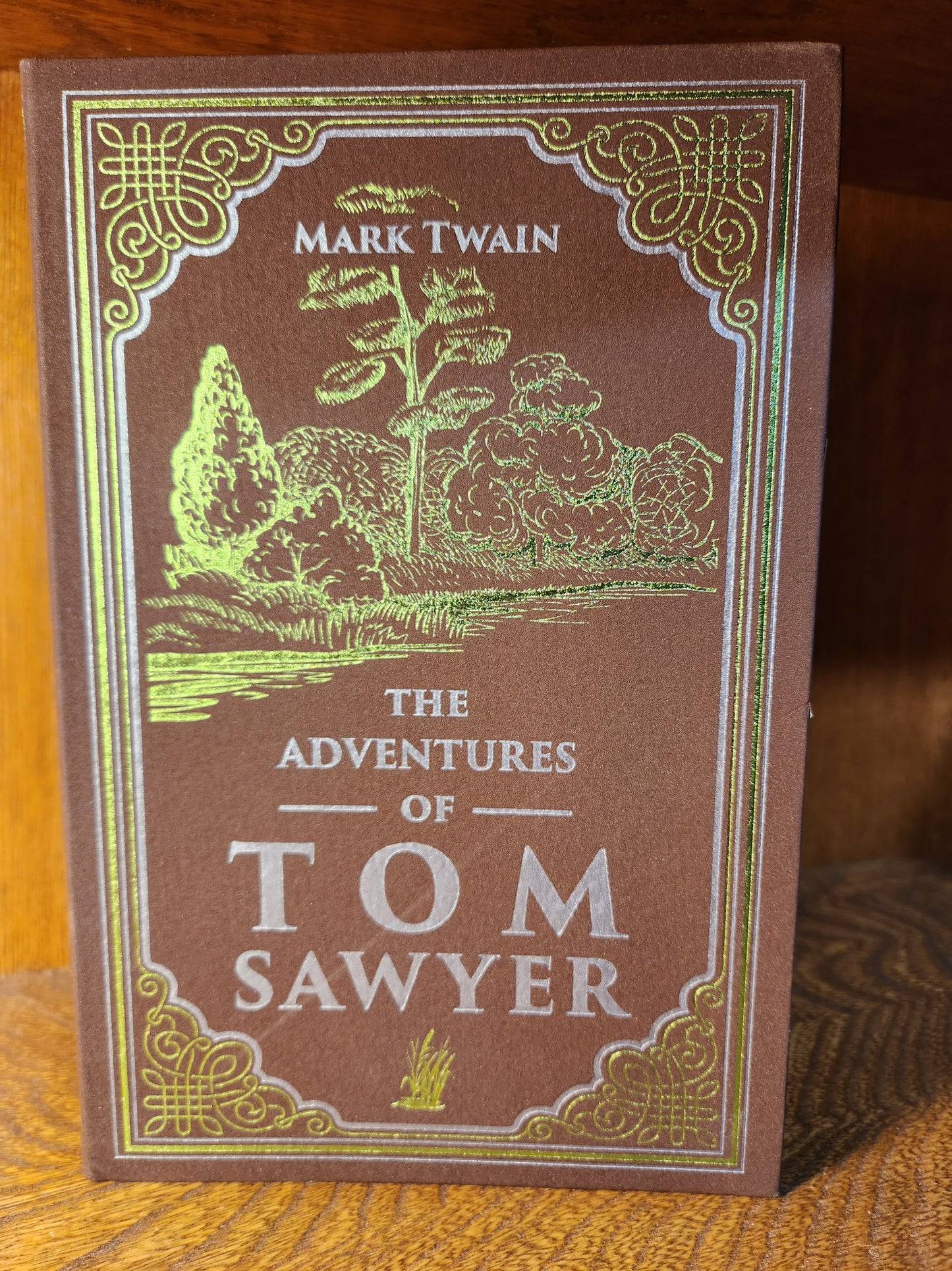 The Adventures of Tom Sawyer; Mark Twain