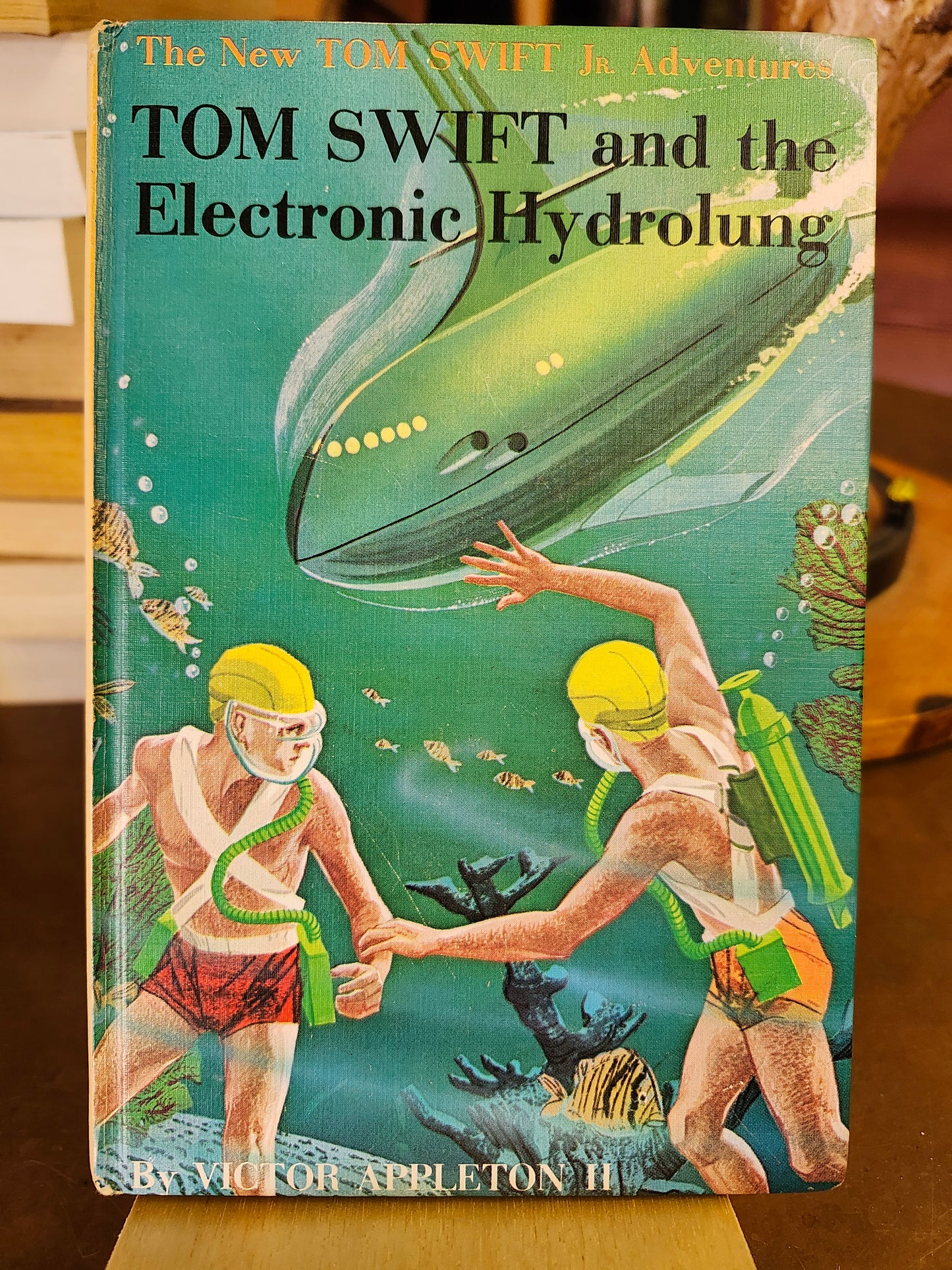 "Tom Swift and the Electronic Hydrolung" (The New Adventures of Tom Swift, Jr., Book 18) by Victor Appleton II