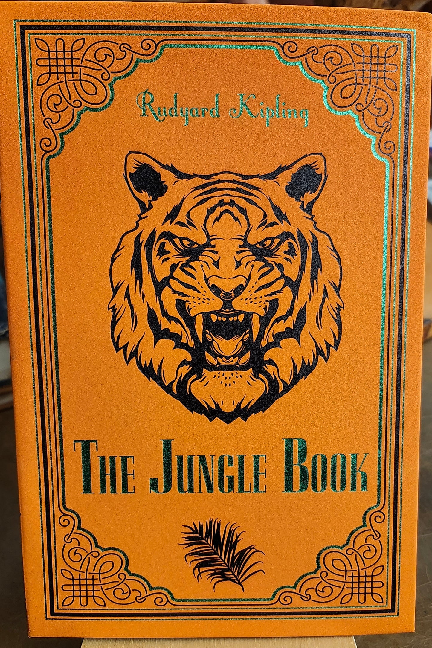 "The Jungle Book" by Rudyard Kipling (Papermill Press Classics)