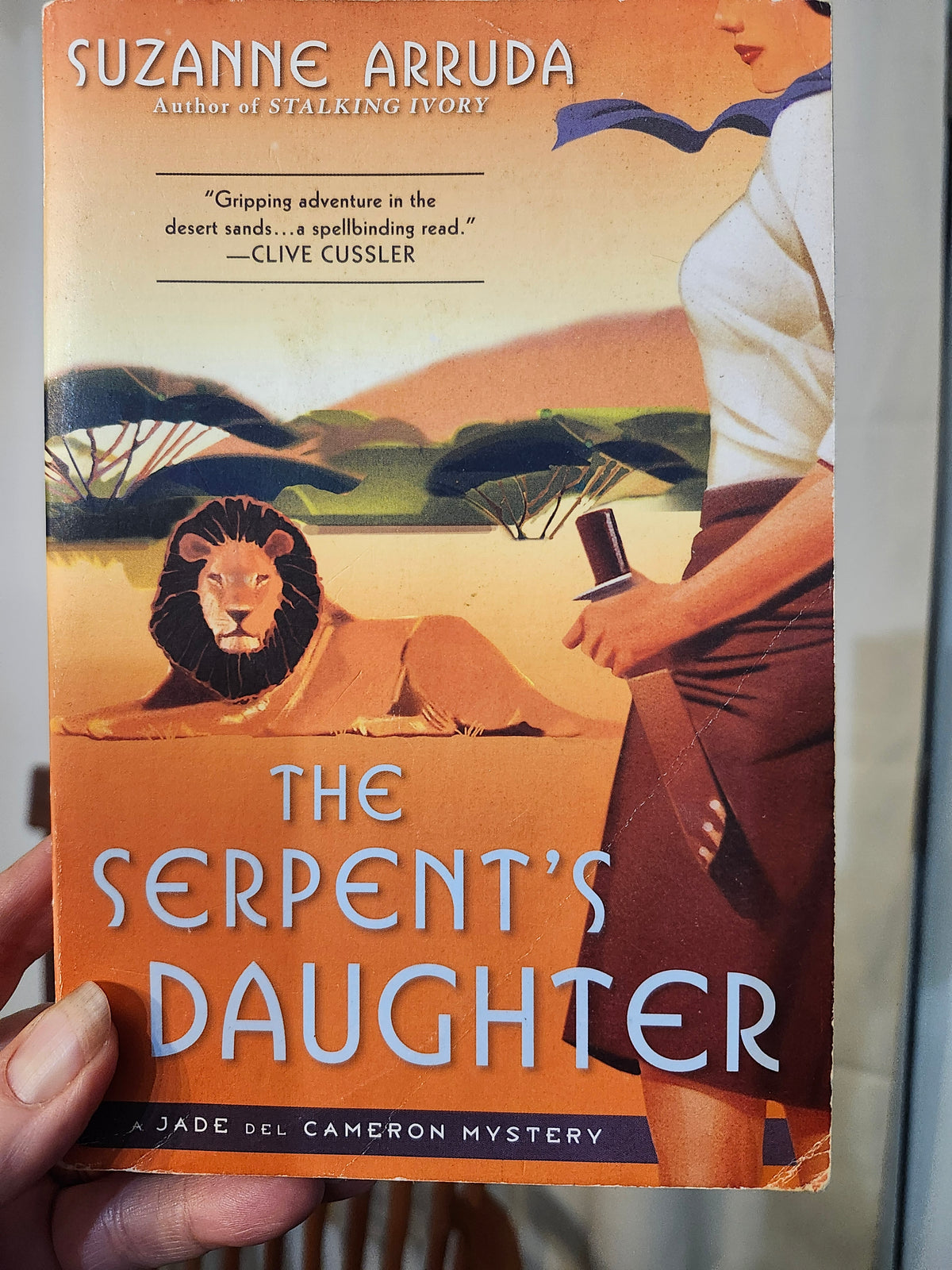 "The Serpent's Daughter" by Suzanne Arruda (A Jade del Cameron Mystery, Book 3)
