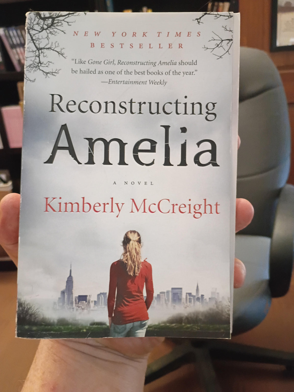 "Reconstructing Amelia" by Kimberly McCreight